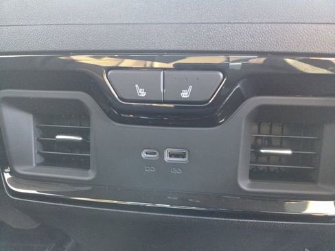 New 2026 GMC Sierra 2500 AT4 w/ AT4 Premium Plus Package image 21