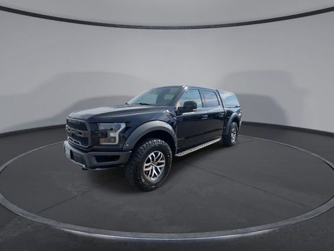 Used 2017 Ford F150 Raptor w/ Equipment Group 802A Luxury AWD/4WD image 4