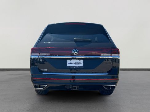 New 2025 Volkswagen Atlas SEL Premium R-Line image 4