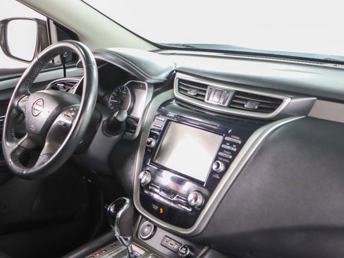 Used 2023 Nissan Murano SV FWD image 25
