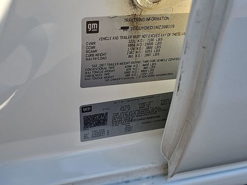 Used 2021 Chevrolet Silverado 1500 LT w/ Z71 Off-Road Package image 39