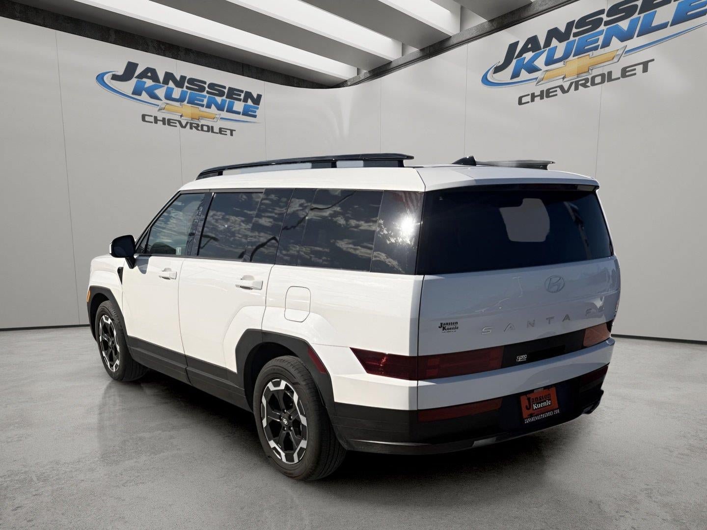 Used 2025 Hyundai Santa Fe SEL AWD/4WD image 5