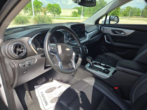 Used 2024 Chevrolet Blazer LT FWD image 11
