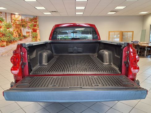 Used 2010 Dodge Dakota ST w/ Extra Security Group RWD image 15