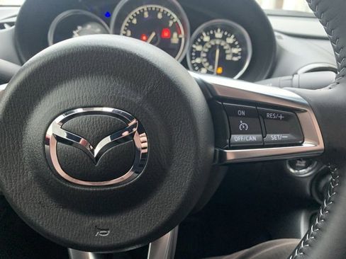 Used 2023 MAZDA MX-5 Miata Club image 5