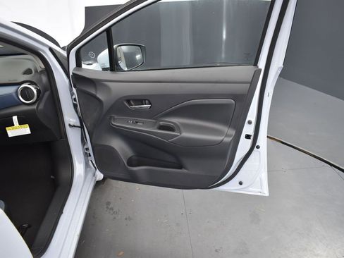 New 2025 Nissan Versa SV w/ Trunk Package image 7