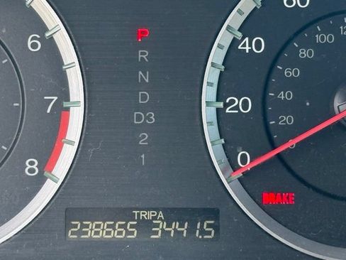 Used 2010 Honda Accord EX-L image 5