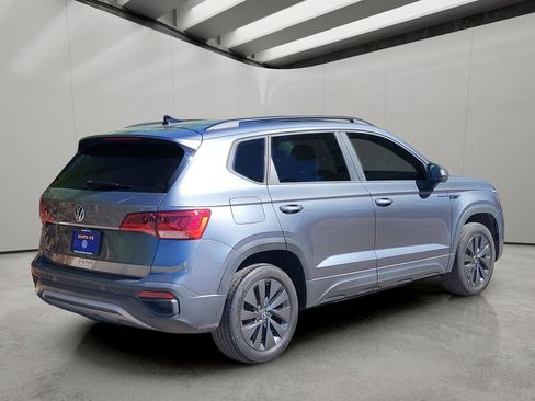 Used 2023 Volkswagen Taos S FWD image 3