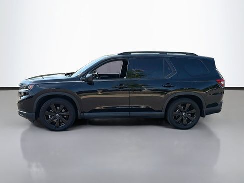 Used 2025 Honda Pilot Black Edition image 9