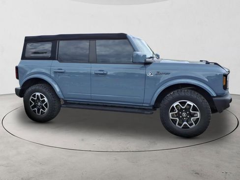 Used 2022 Ford Bronco Outer Banks AWD/4WD image 4