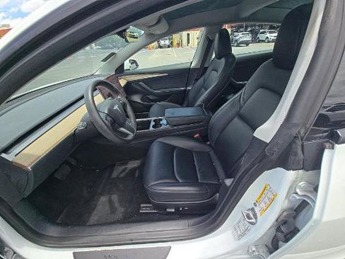 Used 2023 Tesla Model 3 Standard Range RWD image 19