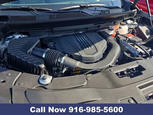 New 2026 Chevrolet Traverse LT w/ Sun and Wheel Package AWD/4WD image 35