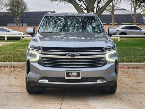 Used 2021 Chevrolet Suburban LT image 11
