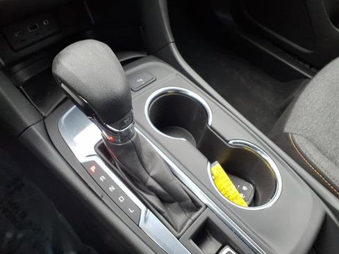 Certified 2024 Chevrolet Equinox LT w/ LPO, Floor Liner Package image 19