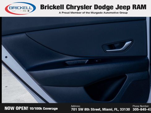 Used 2025 Hyundai Elantra Limited FWD image 11
