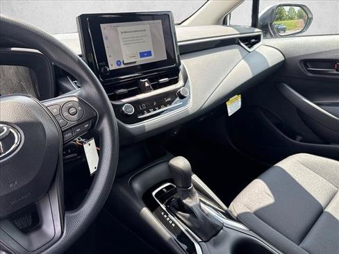 Used 2026 Toyota Corolla LE FWD image 15