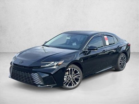 New 2026 Toyota Camry XLE image 1