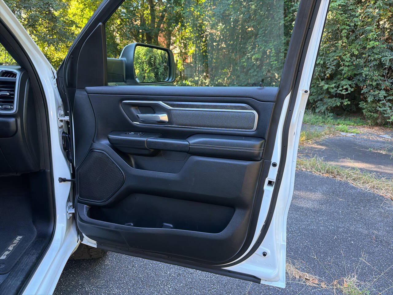 Used 2019 RAM 1500 Big Horn RWD image 26