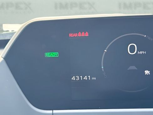 Used 2023 Subaru Solterra AWD image 18