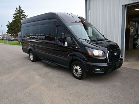 Used 2023 Ford Transit 350 XLT image 2