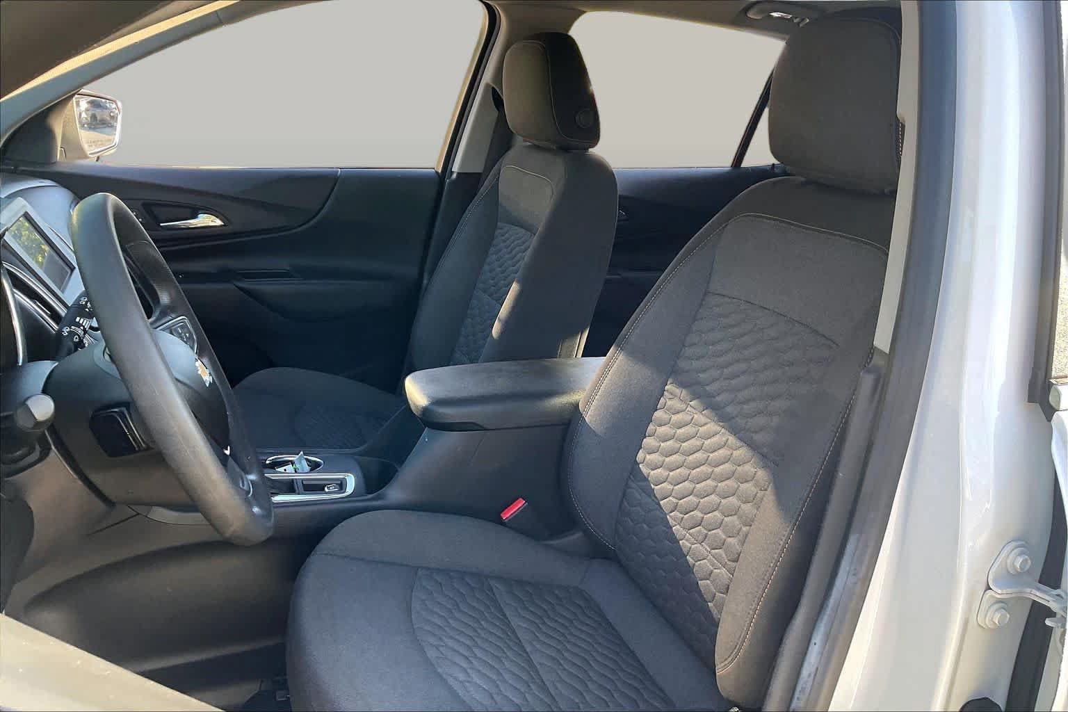 Used 2021 Chevrolet Equinox LT AWD/4WD image 7