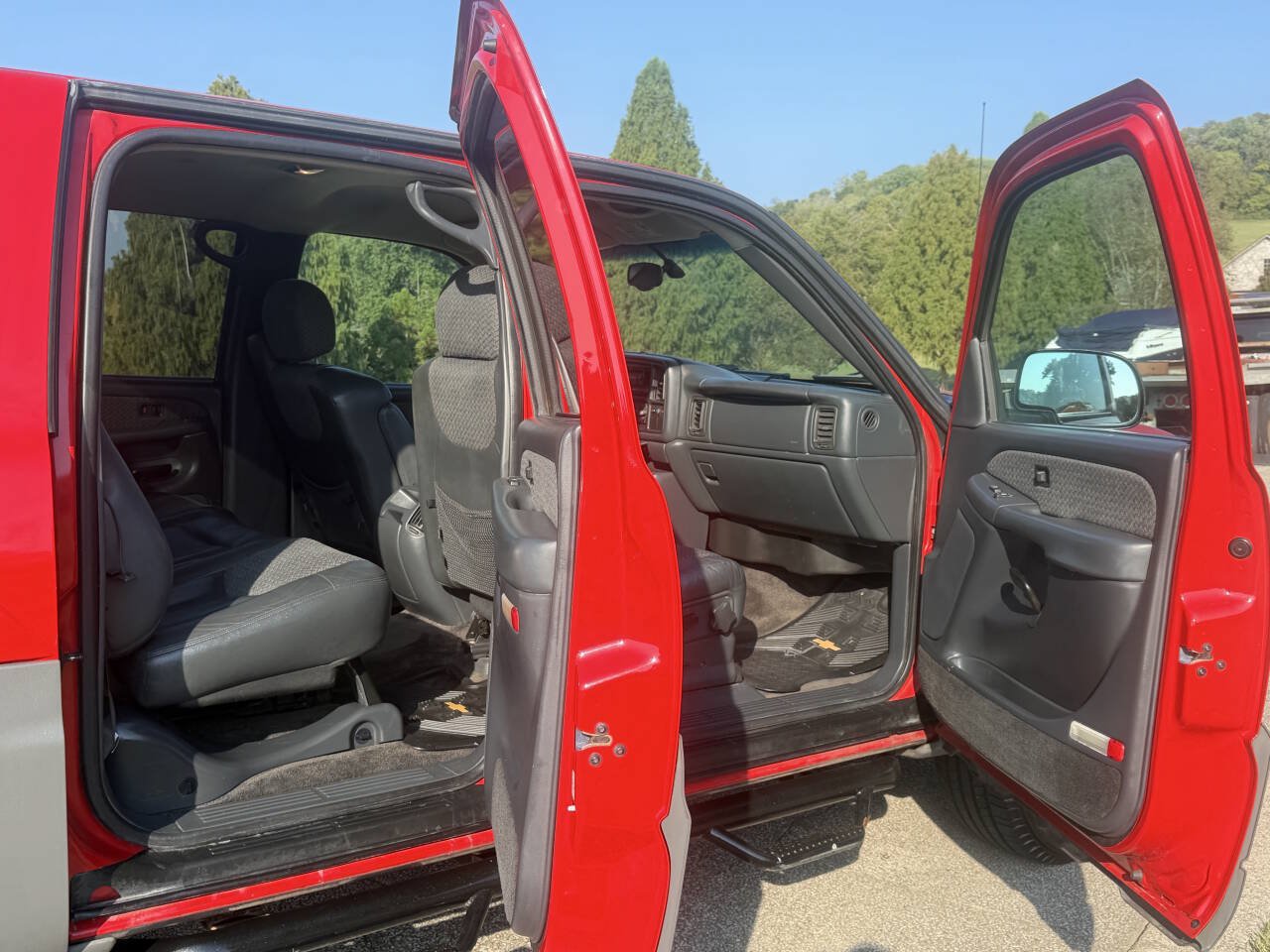 Used 2002 Chevrolet Avalanche 4x4 w/ Off-Road Suspension Pkg image 23