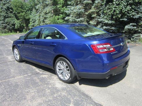 Used 2013 Ford Taurus Limited AWD/4WD image 23