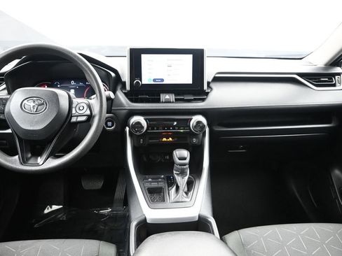 Used 2024 Toyota RAV4 XLE image 30