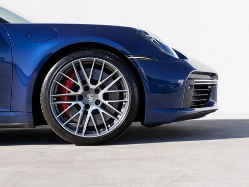Certified 2025 Porsche 911 Turbo image 11