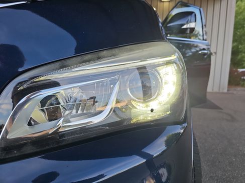 Used 2015 INFINITI QX80 2WD w/ 22" Wheel Package image 34