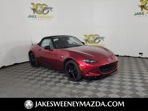 New 2026 MAZDA MX-5 Miata Club w/ Interior Package RWD image 1