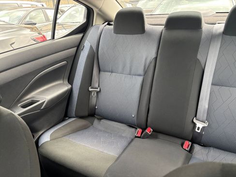 Used 2025 Nissan Versa SV FWD image 37