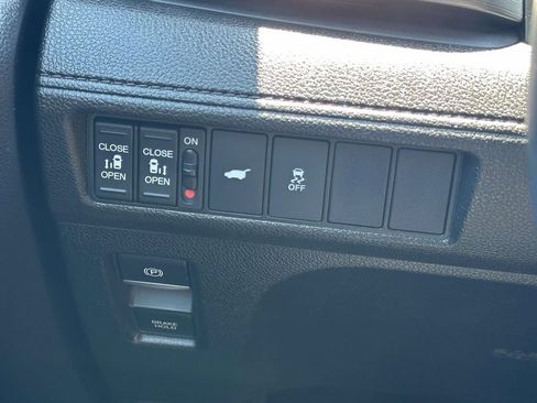 Certified 2025 Honda Odyssey EX-L image 26