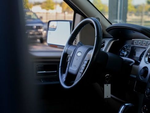 Used 2014 Ford F150 Lariat w/ Equipment Group 502A Luxury image 34