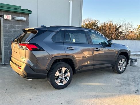 New 2025 Toyota RAV4 XLE image 4