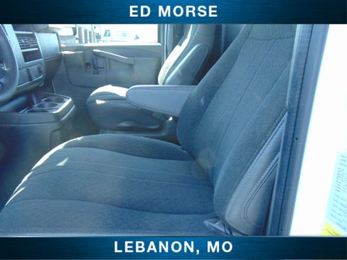 Used 2024 Chevrolet Express 2500 Work Van w/ Driver Convenience Package image 17