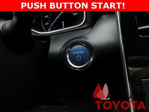 Used 2022 Toyota Avalon XSE image 18