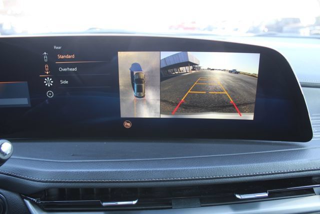 Used 2025 Cadillac XT4 Premium Luxury FWD image 30