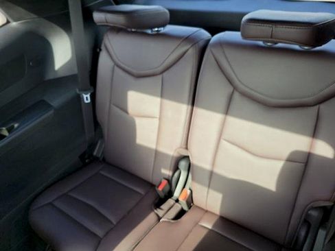 Used 2023 Cadillac XT6 Premium Luxury FWD image 11