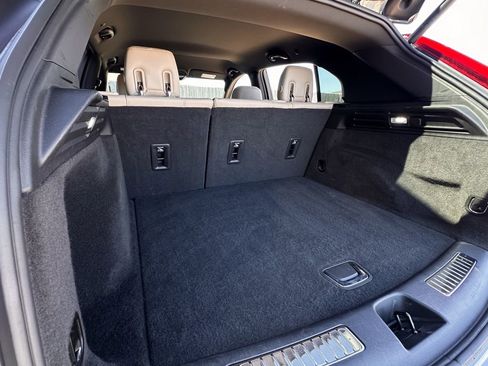 Used 2024 Cadillac XT4 Premium Luxury image 24