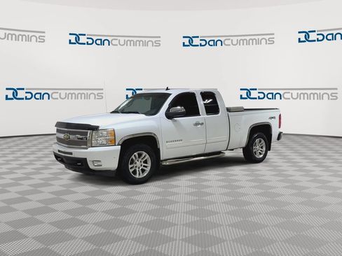 Used 2011 Chevrolet Silverado 1500 LTZ w/ LTZ Plus Package AWD/4WD image 4