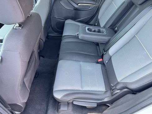 Used 2015 Ford Escape SE FWD image 30