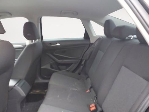 Used 2019 Volkswagen Jetta SE FWD image 13