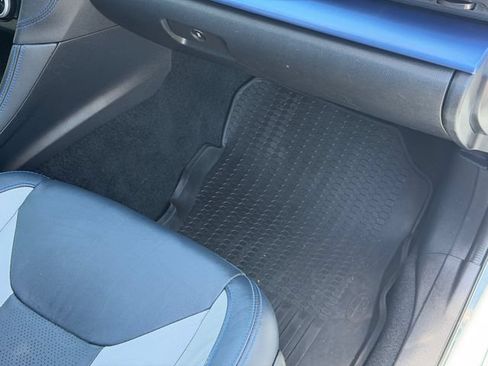 Used 2019 Subaru Crosstrek Hybrid w/ Moonroof Package w/Navigation AWD/4WD image 20