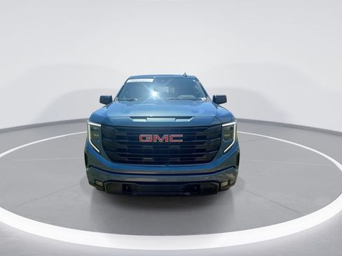 Used 2024 GMC Sierra 1500 Elevation w/ Preferred Package AWD/4WD image 3