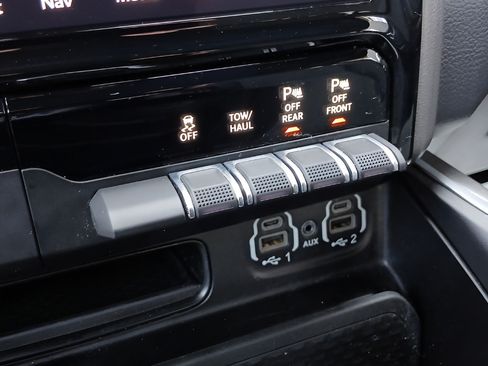 Used 2023 RAM 1500 Big Horn AWD/4WD image 20