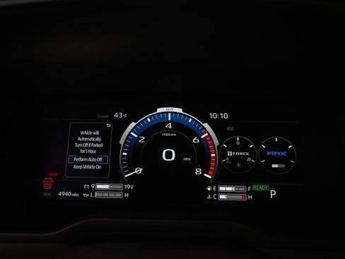 Used 2025 Toyota Sequoia Limited w/ Tow Technology Package AWD/4WD image 28