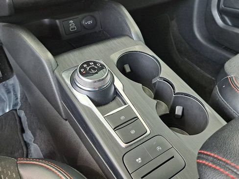 Used 2025 Ford Escape ST-Line FWD image 17