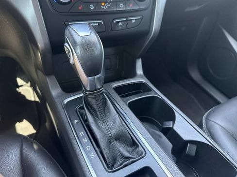 Used 2019 Ford Escape SEL FWD image 30