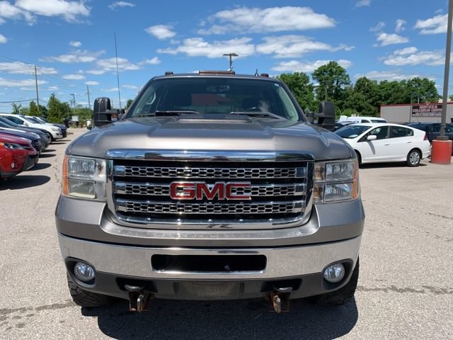 Used 2013 GMC Sierra 2500 SLE w/ SLE Preferred Package AWD/4WD image 2